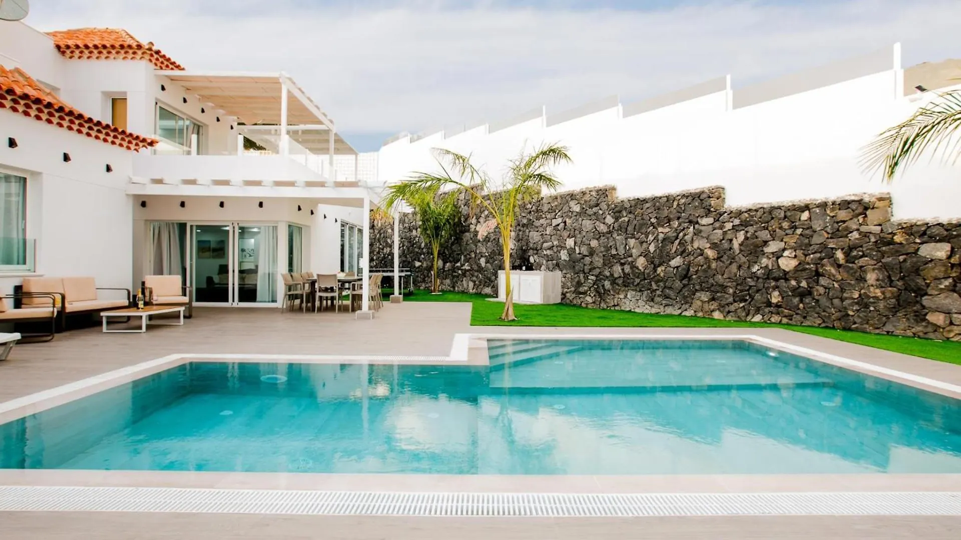Villa Elite: Your Private Haven Of Prestige Costa Adeje  Costa Adeje (Tenerife)