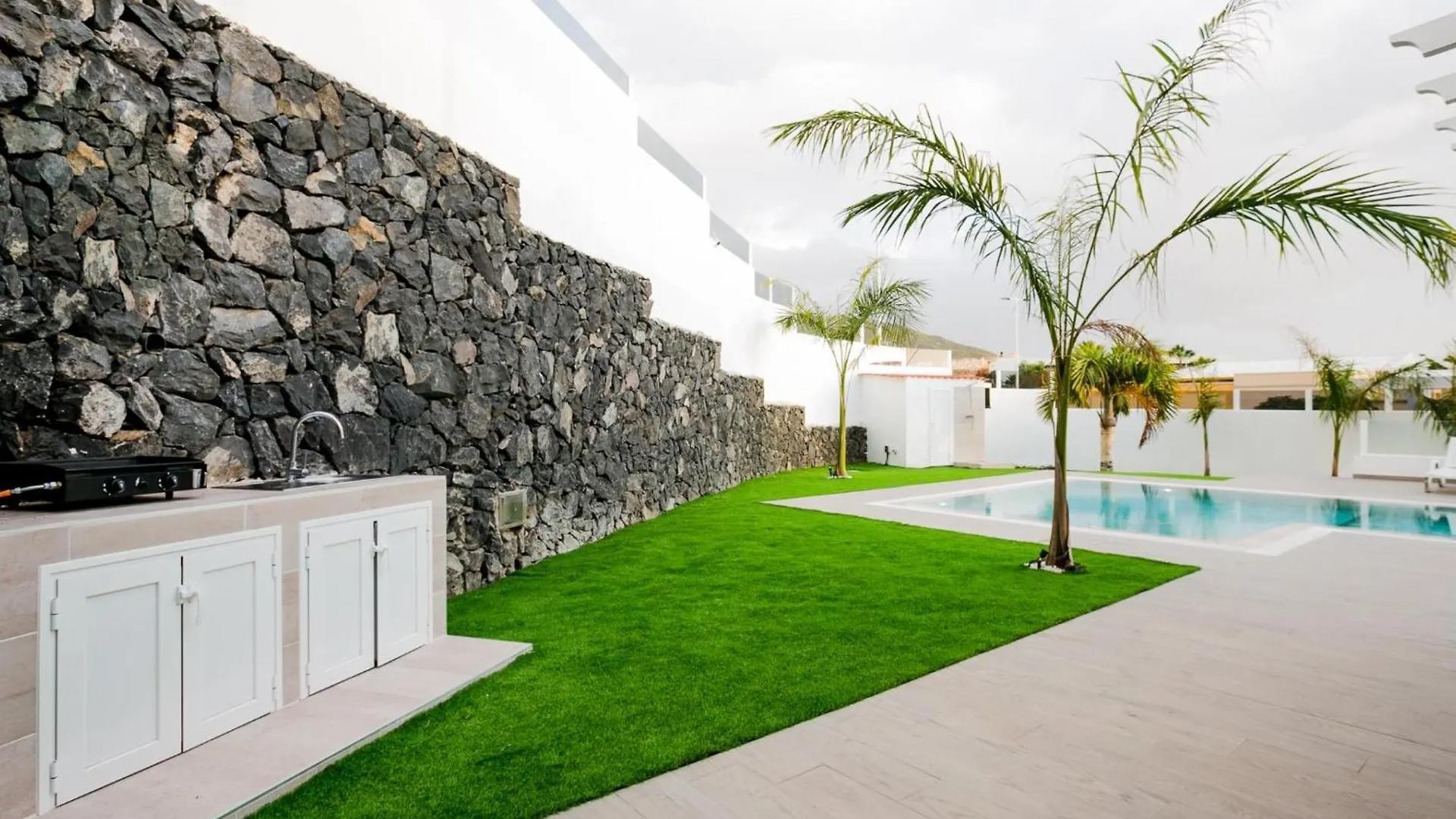 Villa Elite: Your Private Haven Of Prestige Costa Adeje